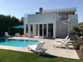 Super Villa With Private Pool in Isola Albarella, Albarella Isola